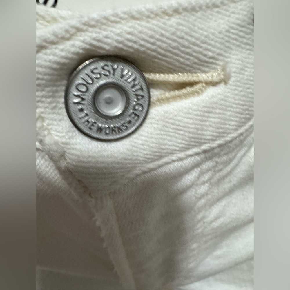 NWT Moussy Vintage Glendele Skinny Jeans in White - Picture 7 of 16